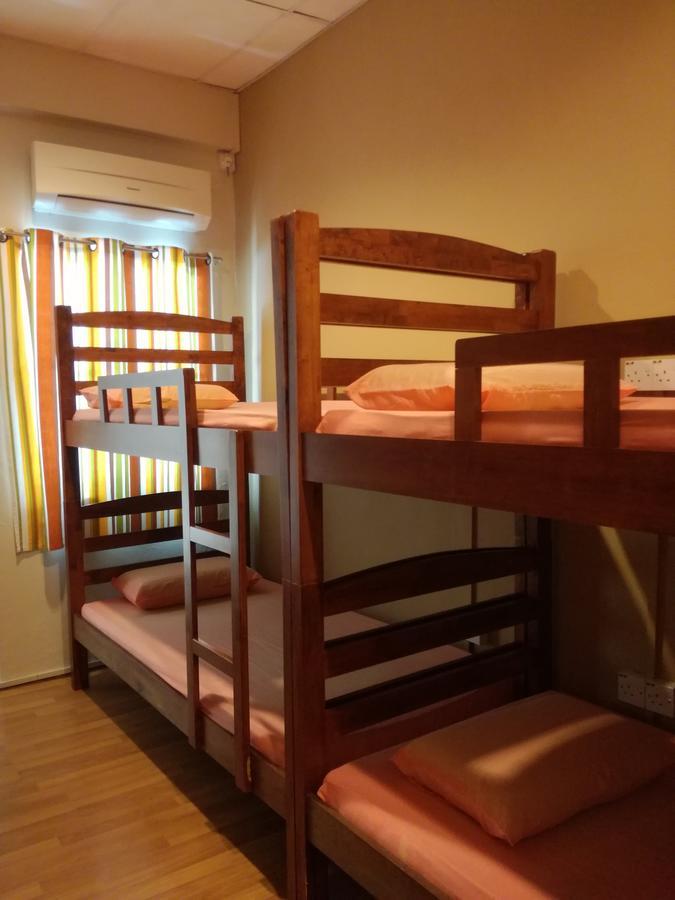산다칸 Harbourside Backpackers 호스텔 외부 사진